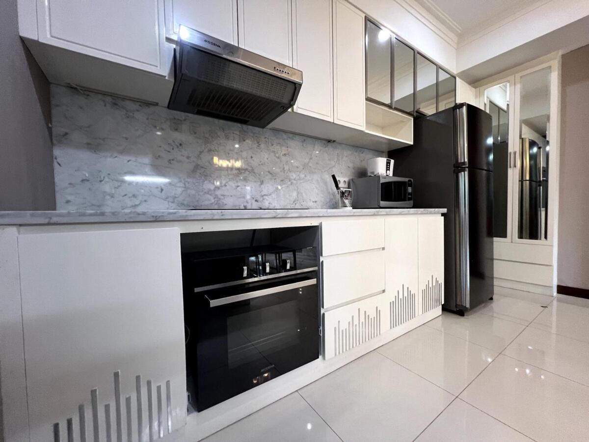 Luxury 3 Bed Casa Grande Mall Kota Kasablanka By Travelibu Apartemen *