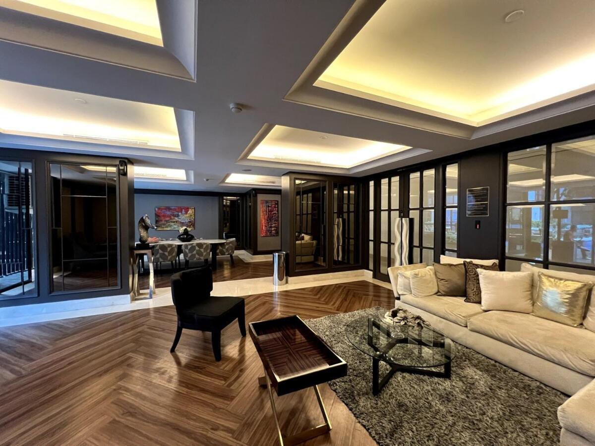 Luxury 3 Bed Casa Grande Mall Kota Kasablanka By Travelibu Apartemen Jakarta