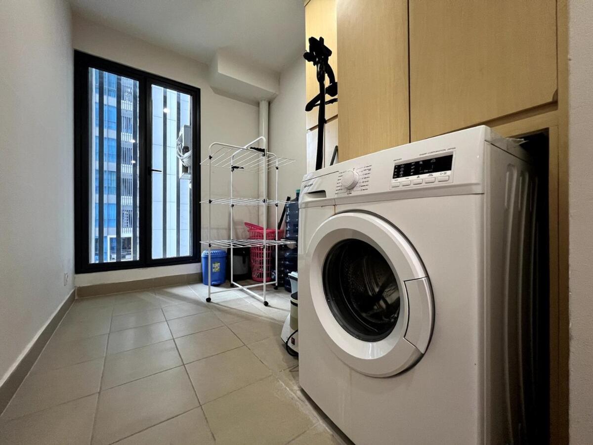 Luxury 3 Bed Casa Grande Mall Kota Kasablanka By Travelibu