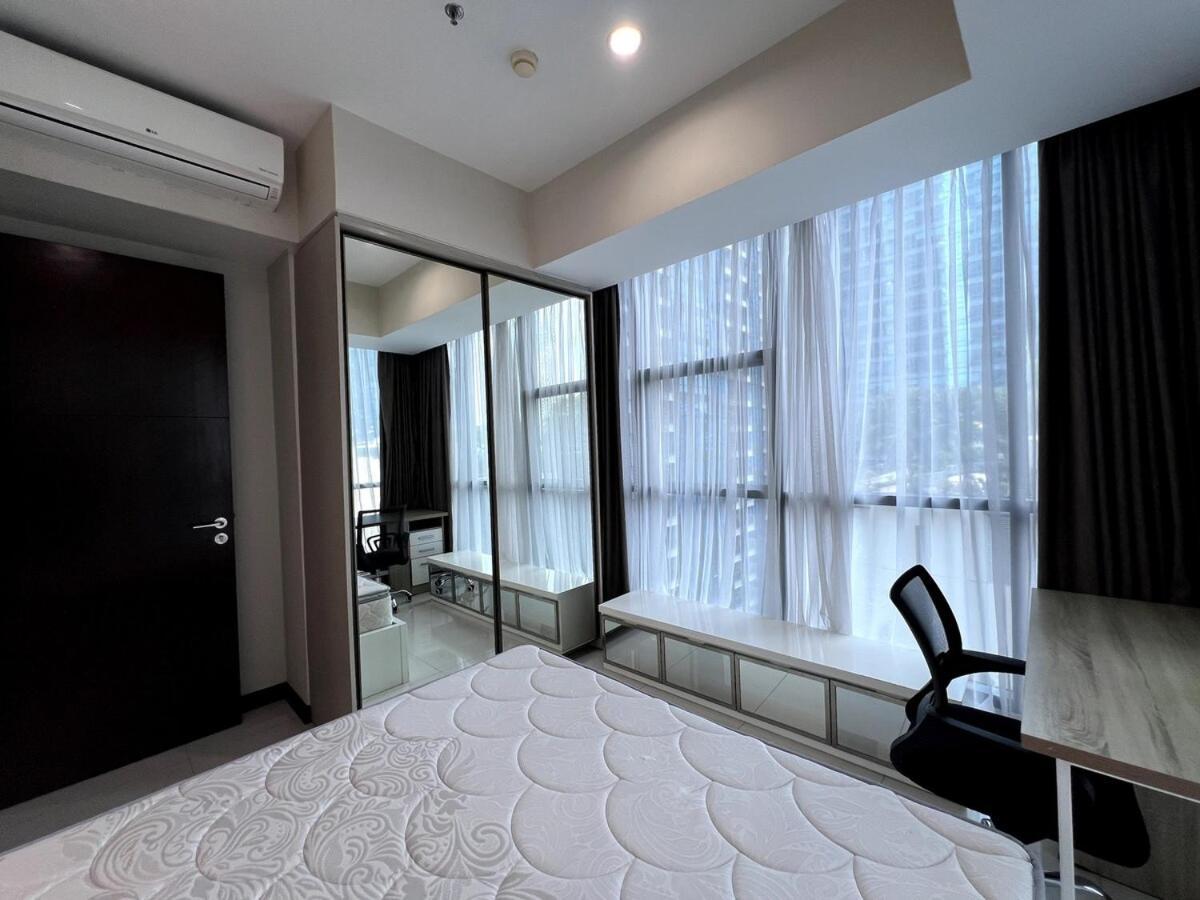 Luxury 3 Bed Casa Grande Mall Kota Kasablanka By Travelibu *