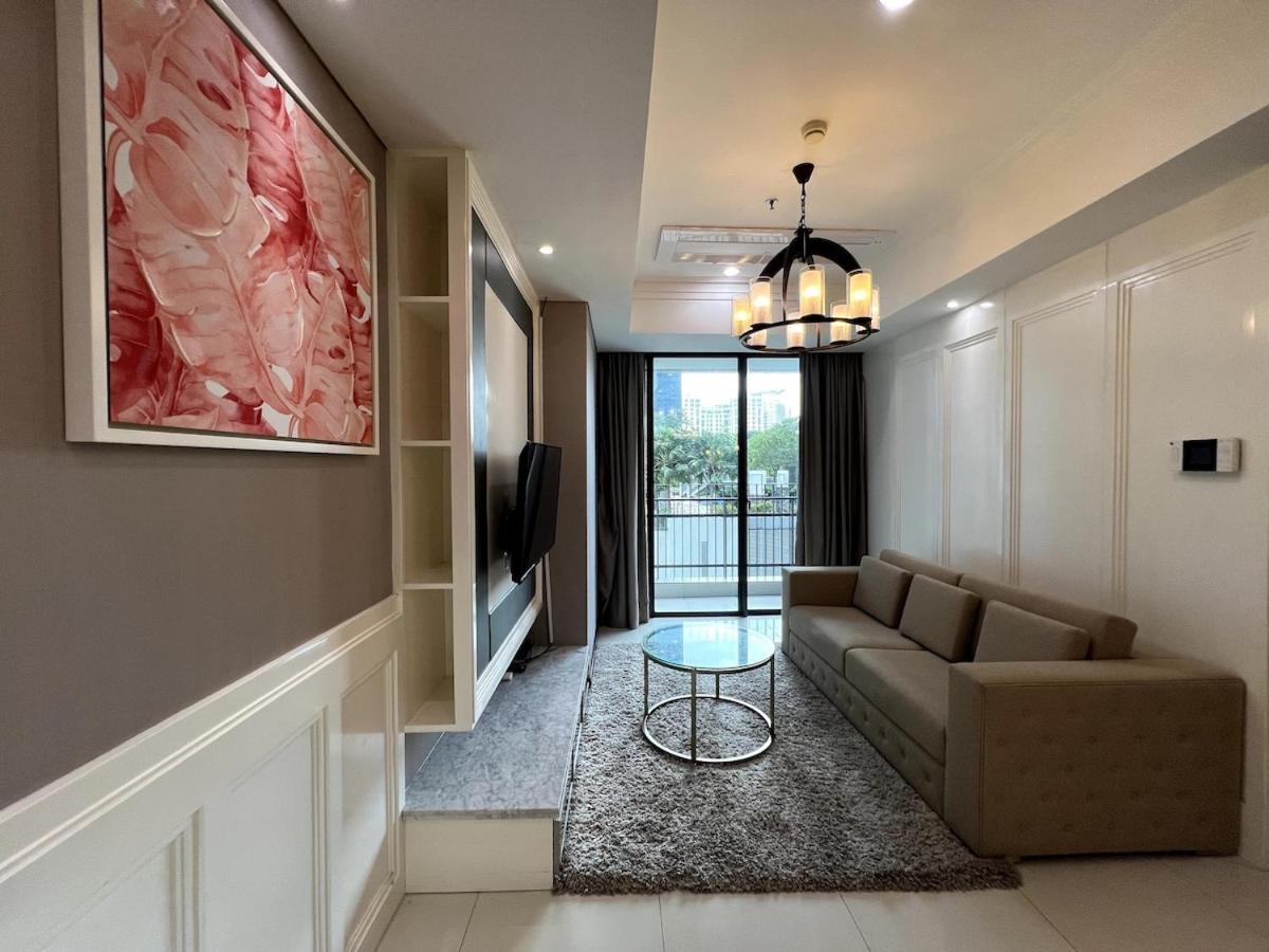 Luxury 3 Bed Casa Grande Mall Kota Kasablanka By Travelibu Apartemen Jakarta